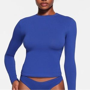 Skims Fits Everybody Long Sleeve T-Shirt